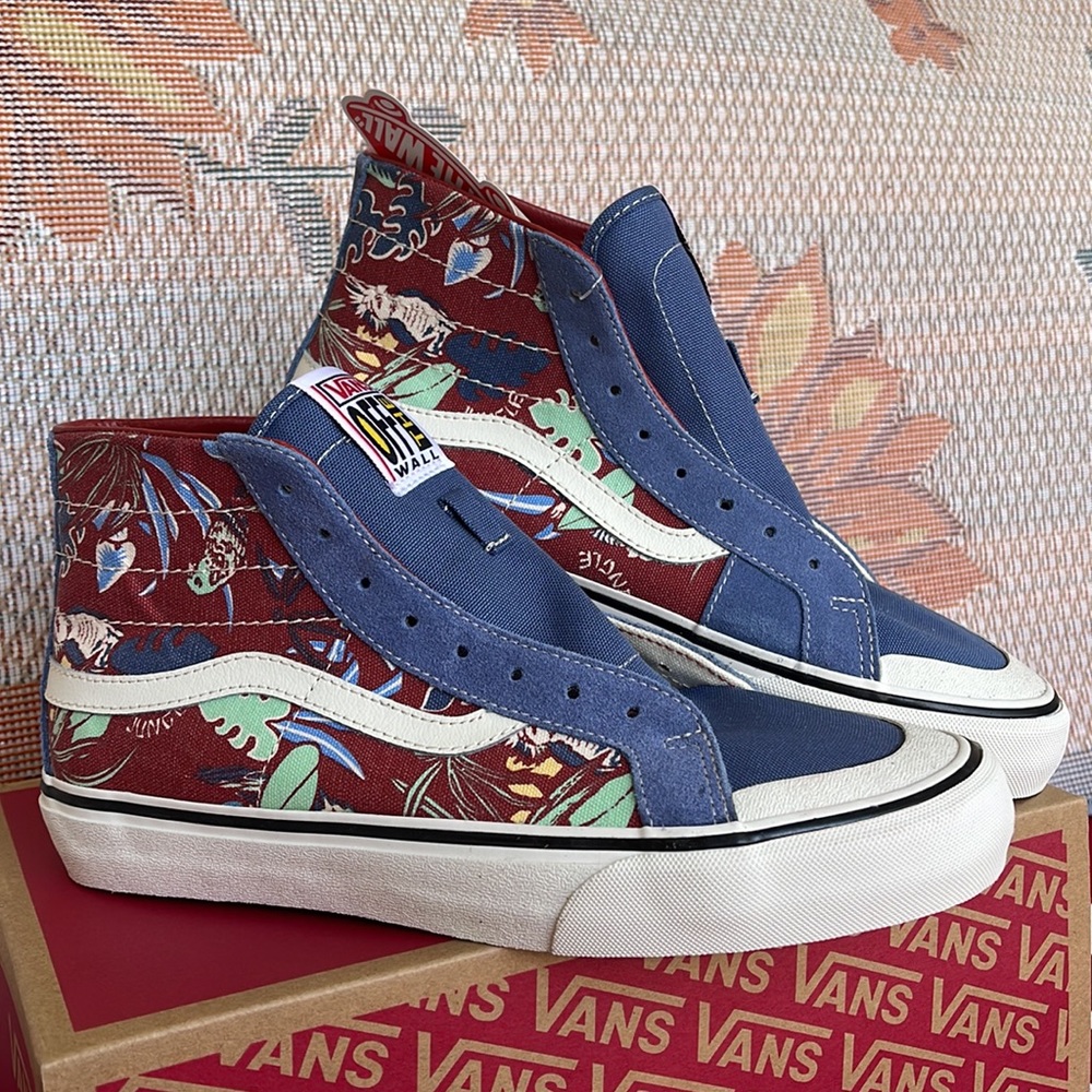 Vans Sk8-Hi 138 Dec
(Hawanjng|)Mnlghtblmshmlw
VNOA4BX2B6R
WMNS sneakers - Picture 6 of 16
